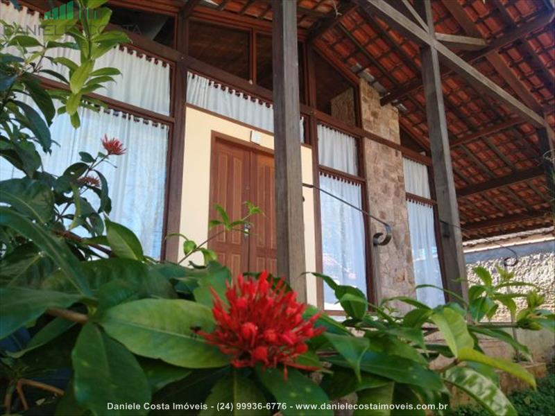 Casa em condomínio a Venda no Jardim das Rosas em Penedo (Itatiaia)