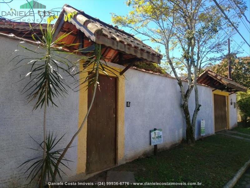 Casa em condomínio a Venda no Jardim das Rosas em Penedo (Itatiaia)