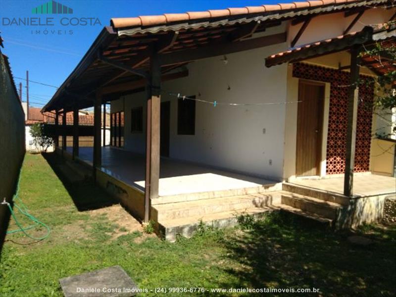 Casa em condomínio a Venda no Jardim das Rosas em Penedo (Itatiaia)