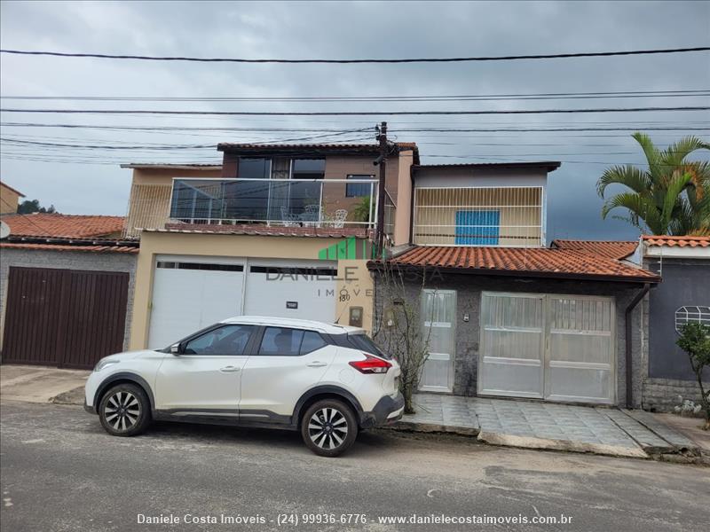 Casa a Venda no Mirante das agulhas em Resende