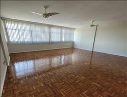 Apartamento à Venda