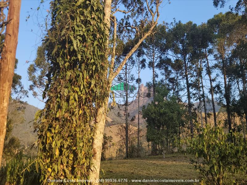 Sítio a Venda no Visconde de Maua, Pedra selada em Resende