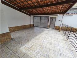 Casa à Venda