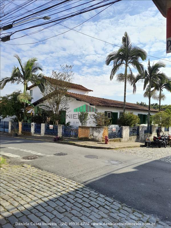 Casa a Venda no Centro em Resende