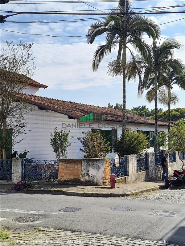 Casa a Venda no Centro em Resende