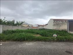 Terreno à Venda