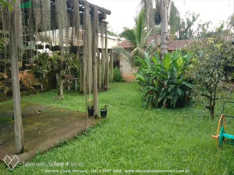 Casa a Venda no Centro em Penedo (Itatiaia)