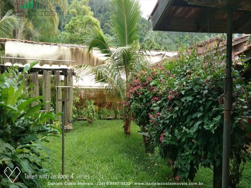 Casa a Venda no Centro em Penedo (Itatiaia)