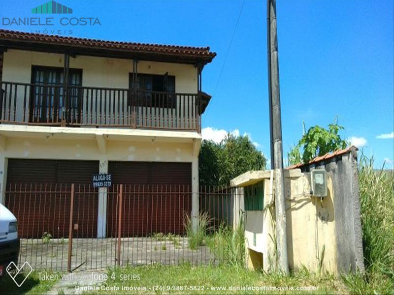 Casa a Venda no Campo Alegre em Itatiaia